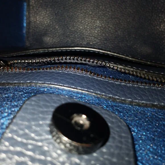 BOKTIER NAVY BLUE LEATHER BUCKET BAG WITH CROSSBODY DETATCHABLE STRAP